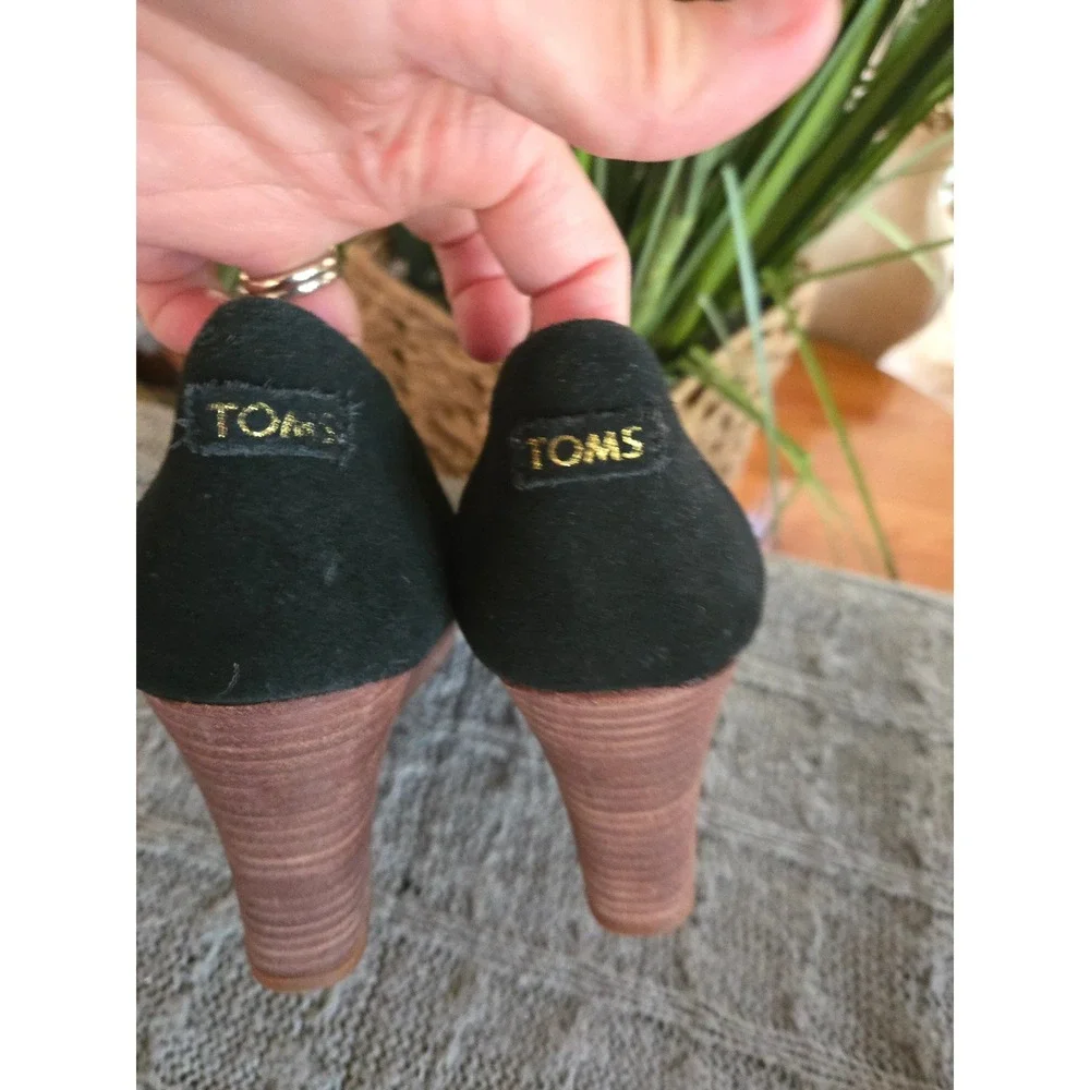 Toms black suede